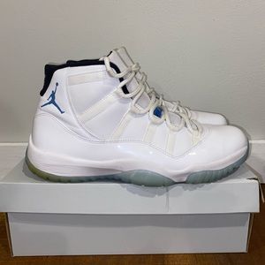 Jordan 11 “Legend Blue”